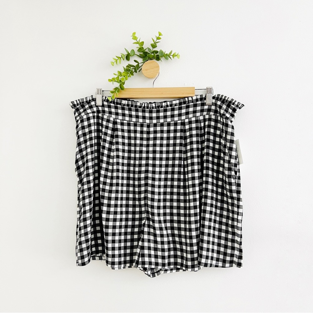 Abound NWT Black White Buffalo Check Plaid Pull On Shorts Flawed